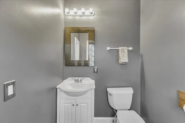 $985,000 | 10 Rockledge Drive, North Falmouth, MA 02556