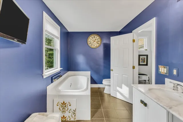 $985,000 | 10 Rockledge Drive, North Falmouth, MA 02556