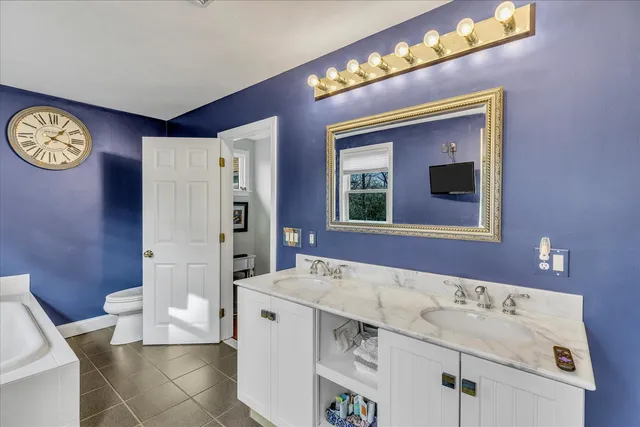 $985,000 | 10 Rockledge Drive, North Falmouth, MA 02556