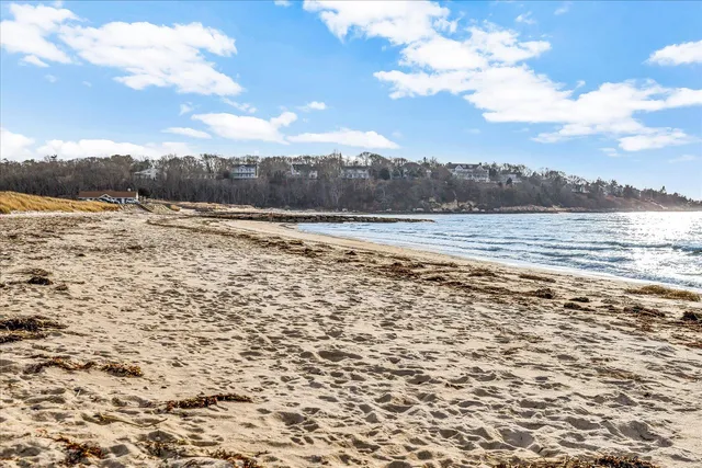 $985,000 | 10 Rockledge Drive, North Falmouth, MA 02556