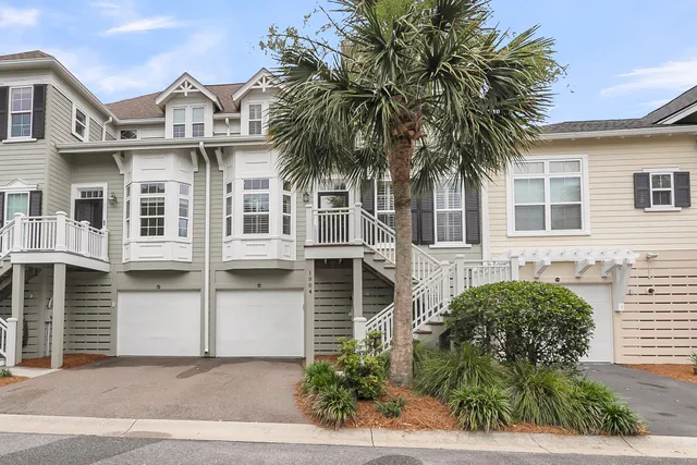 $989,000 | 1904 English Ivy Court, Mount Pleasant, SC 29464