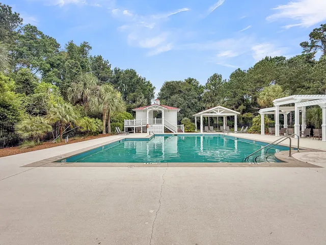 $989,000 | 1904 English Ivy Court, Mount Pleasant, SC 29464