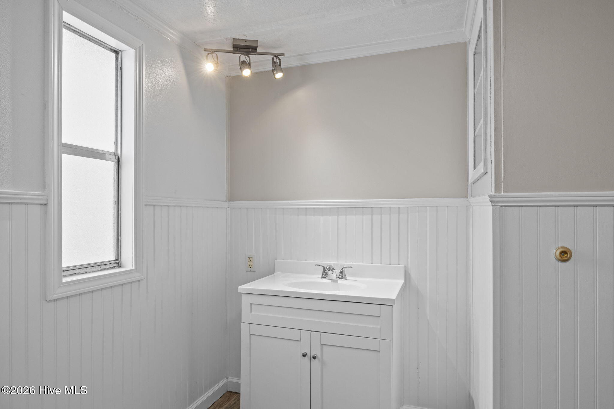 670 Straits Road Gloucester, NC 28528 - Photo 9 of 41 9-web-or-mls-1S3A7523