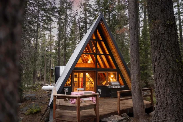 $475,000 | 51870 Tamarack Crescent, Soda Springs, CA 95728