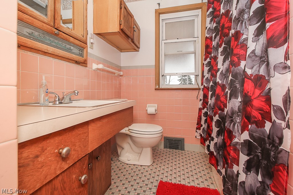 20724 Donnybrook Road Maple Heights, OH 44137 - Photo 16 of 19 Gallery Image 16