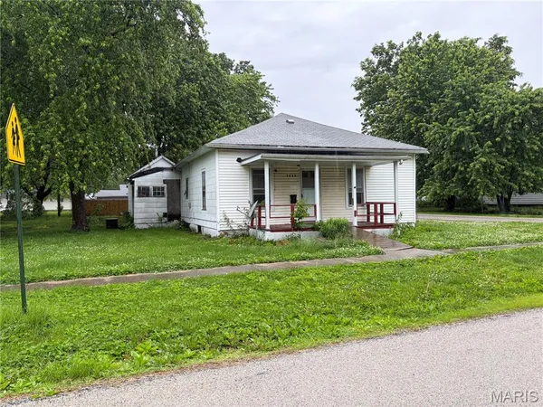 $17,500 | 1425 North Madison Street, Litchfield, IL 62056