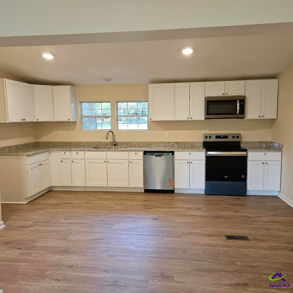 1196 Hendrick Road Fort Valley, GA 31030 - Photo 3 of 32 Gallery Image 3