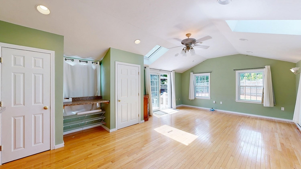 118 Spruce Road Norwood, MA 02062 - Photo 20 of 35 Gallery Image 20