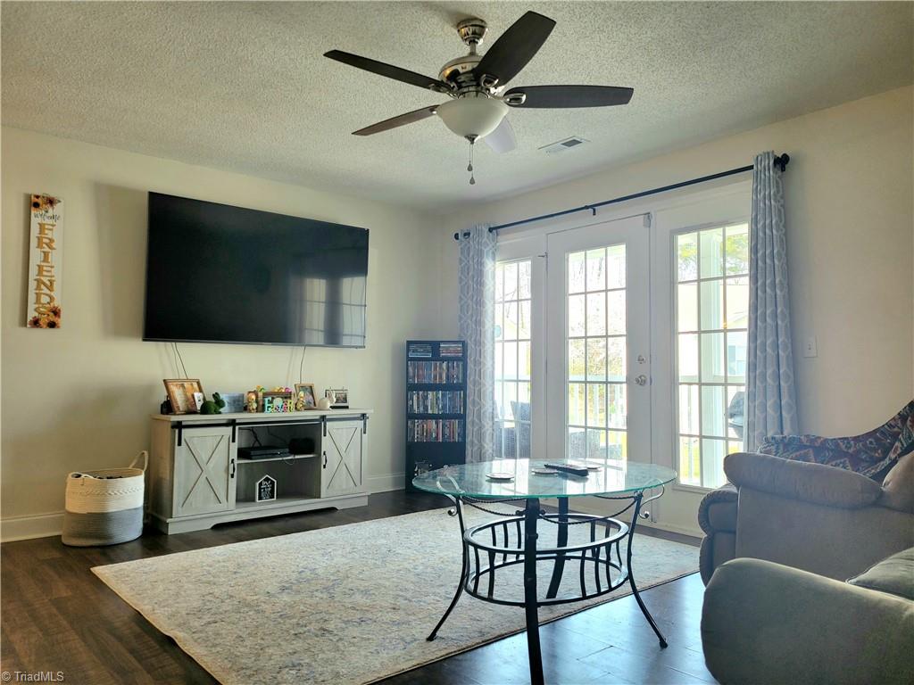 2620 Guyer Street, Unit 2D High Point, NC 27265 - Photo 3 of 21 Gallery Image 3