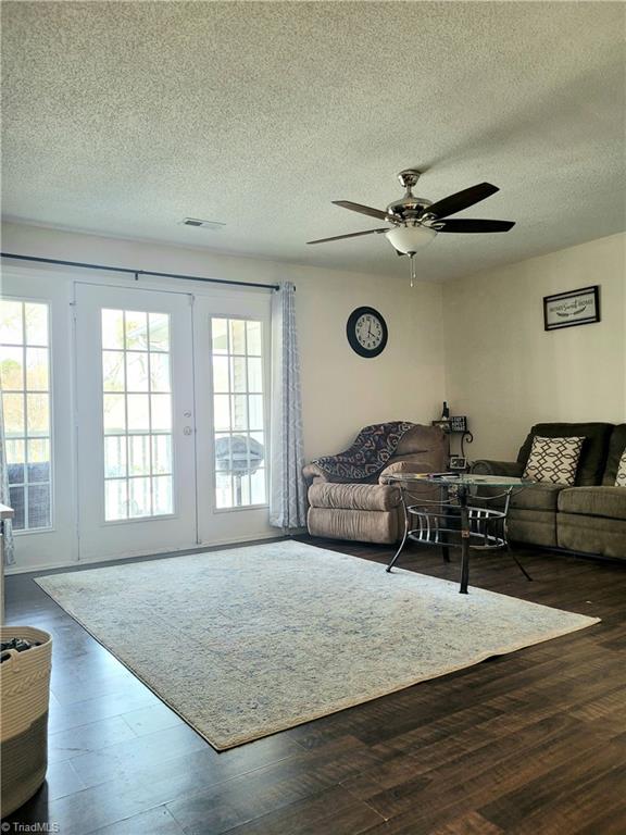 2620 Guyer Street, Unit 2D High Point, NC 27265 - Photo 4 of 21 Gallery Image 4
