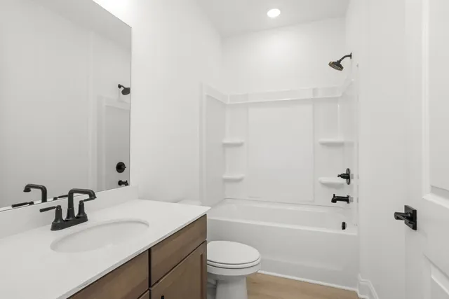 $494,990 | 2322 Williamsport Landing, Columbia, TN 38401