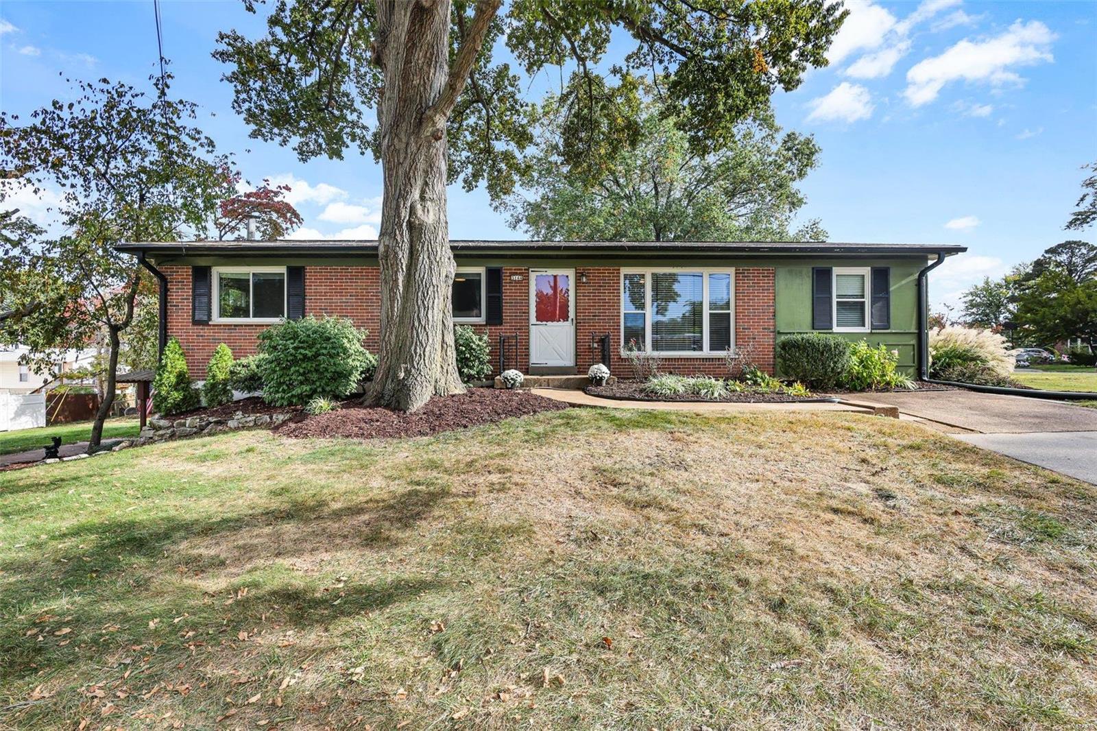3144 Ringer Road St. Louis, MO 63125 - Photo 1 of 39 Gallery Image 1