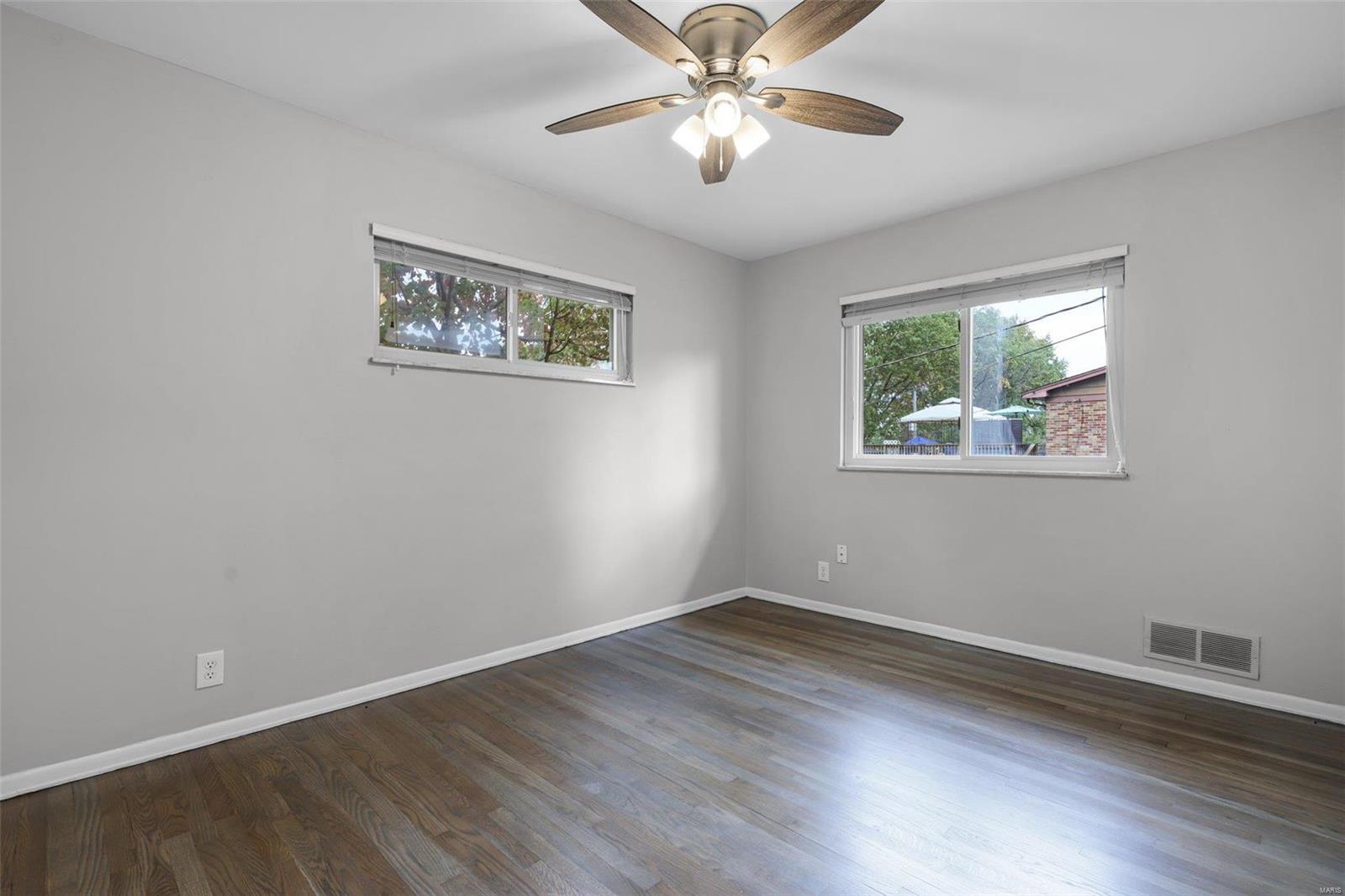 3144 Ringer Road St. Louis, MO 63125 - Photo 20 of 39 Gallery Image 20
