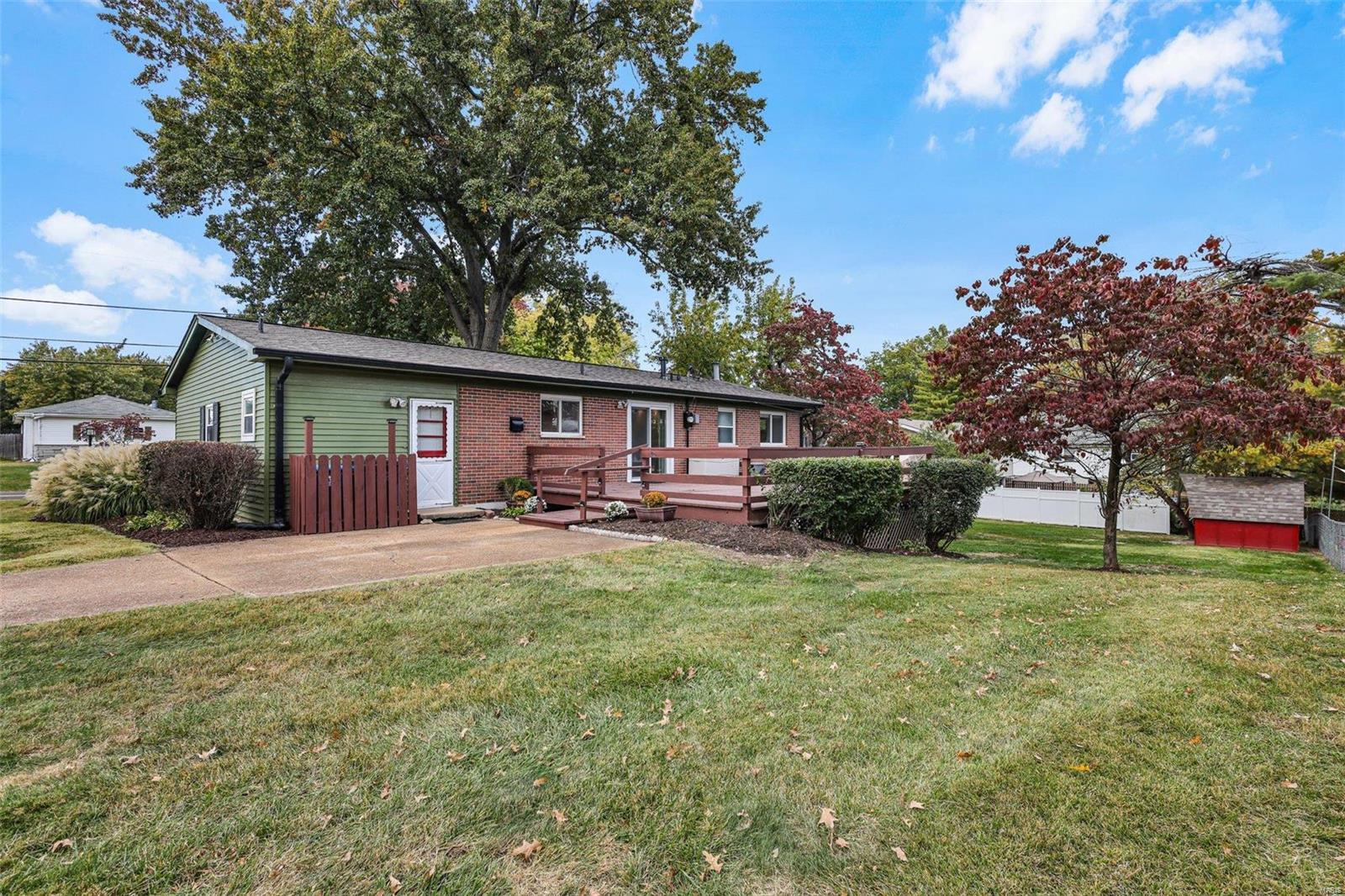 3144 Ringer Road St. Louis, MO 63125 - Photo 2 of 39 Gallery Image 2