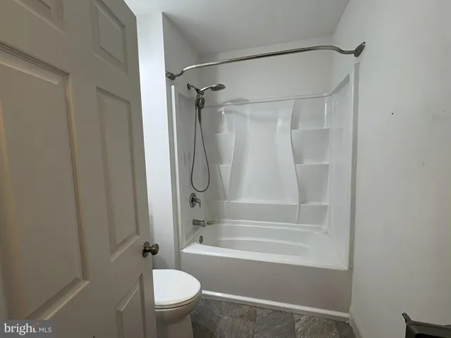 $2,400 | 3691 Harding Highway, Malaga, NJ 08328