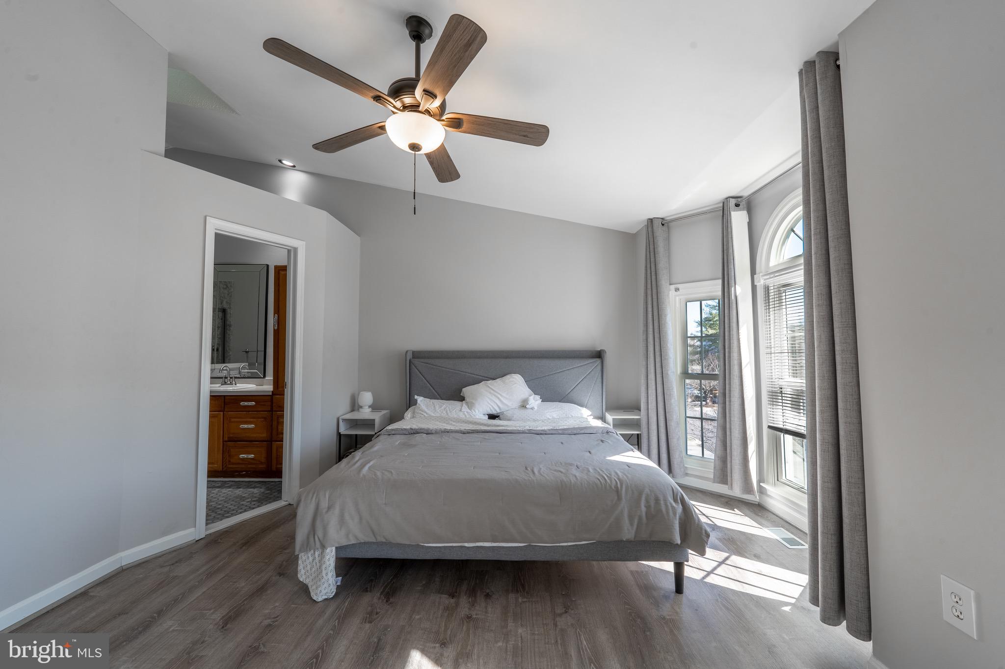 92 Victoria Square Frederick, MD 21702 - Photo 11 of 28