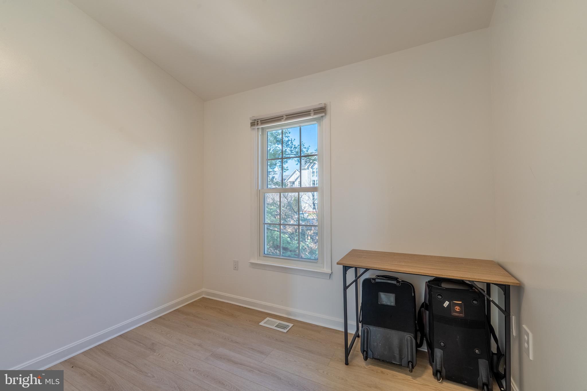 92 Victoria Square Frederick, MD 21702 - Photo 18 of 28