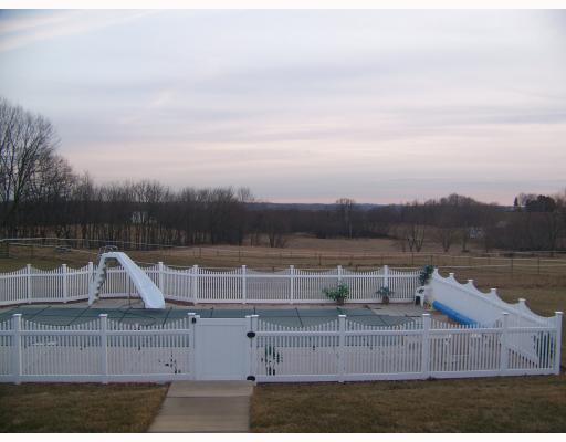 1260 Moravia Road Enon Valley, PA 16120 - Photo 5 of 18 View.
