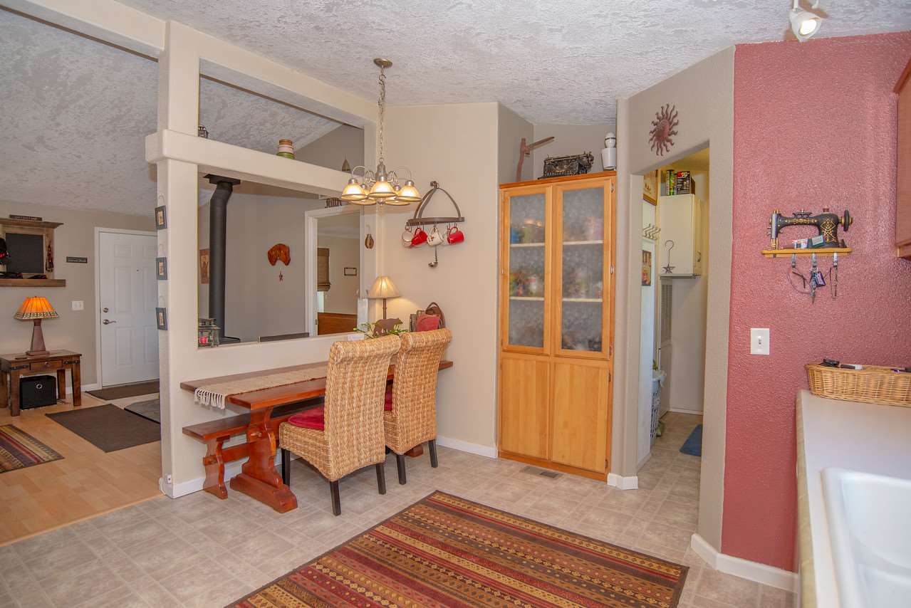 24533 South Pine Springs Road Cheney, WA 99004 - Photo 5 of 20