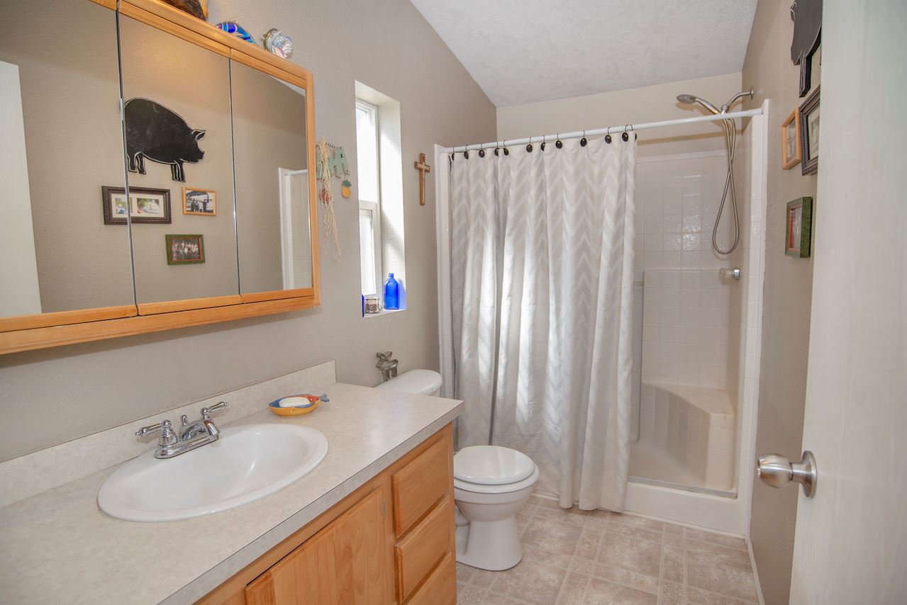 24533 South Pine Springs Road Cheney, WA 99004 - Photo 9 of 20