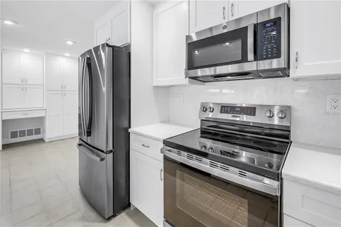 $715,000 | 2146 Egret Drive, Clearwater, FL 33764