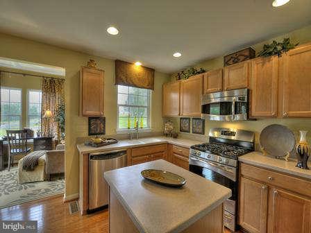 601 Countryside Road Seven Valleys, PA 17360 - Photo 3 of 8 Kitchen