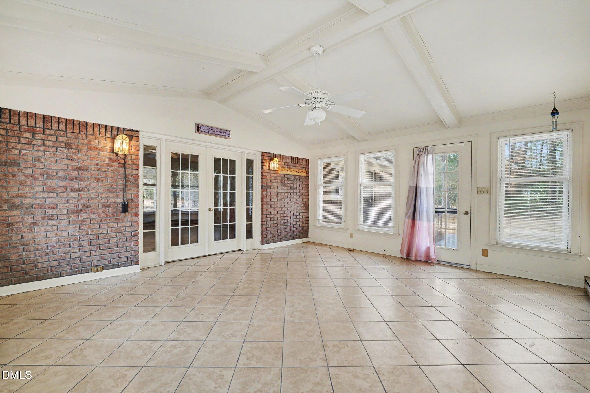 521 Greenridge Road Snow Hill, NC 28580 - Photo 8 of 34 008_jam06948_978