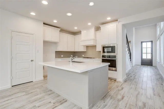 $3,100 | 9344 Buckeye Bend, Little Elm, TX 75068