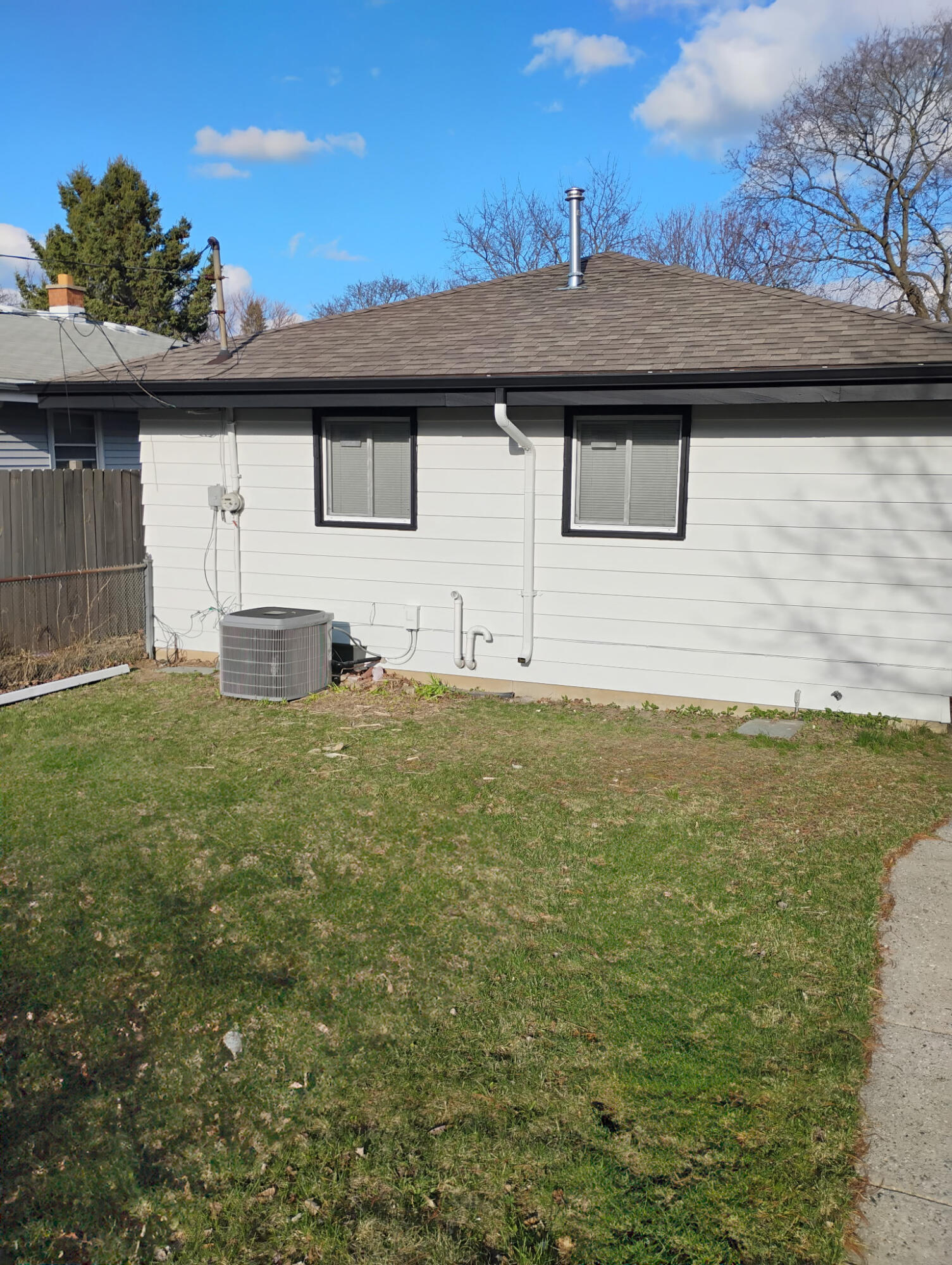 4731 North 89th Street Milwaukee, WI 53225 - Photo 30 of 34 Back of Home