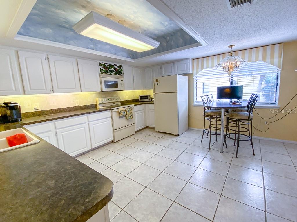 408 Sandy Hook Road, Unit 408 Treasure Island, FL 33706 - Photo 17 of 45