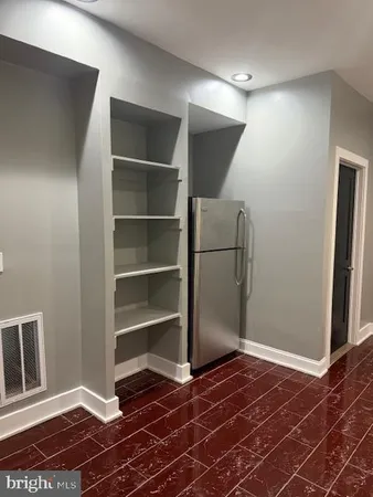 $2,300 | 710 North Luzerne Avenue, Baltimore, MD 21205