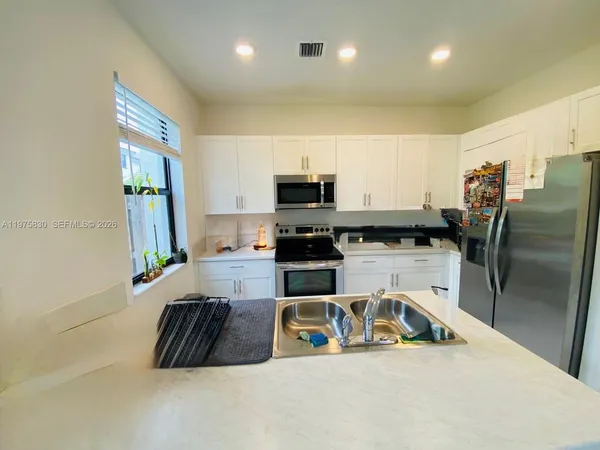 $2,500 | 13421 Southwest 287th Terrace, Unit 13421, Homestead, FL 33033