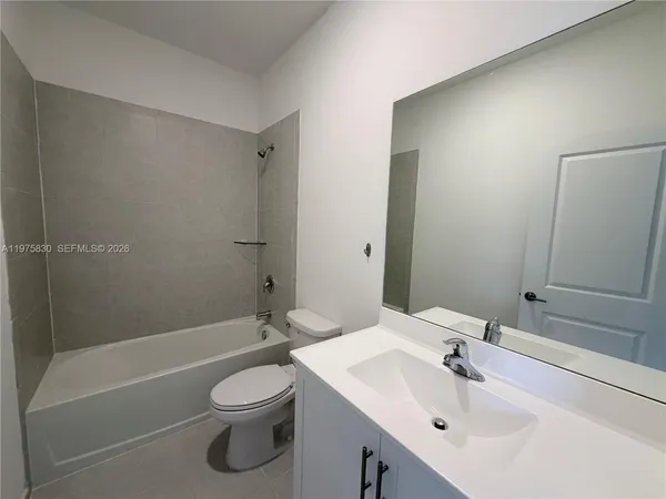 $2,450 | 13421 Southwest 287th Terrace, Unit 13421, Homestead, FL 33033