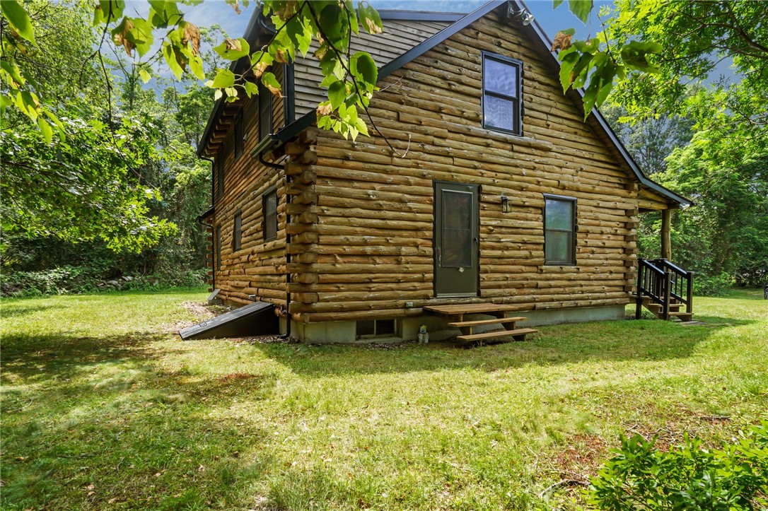 1221 S Road South Kingstown, RI 02879 - Photo 6 of 33