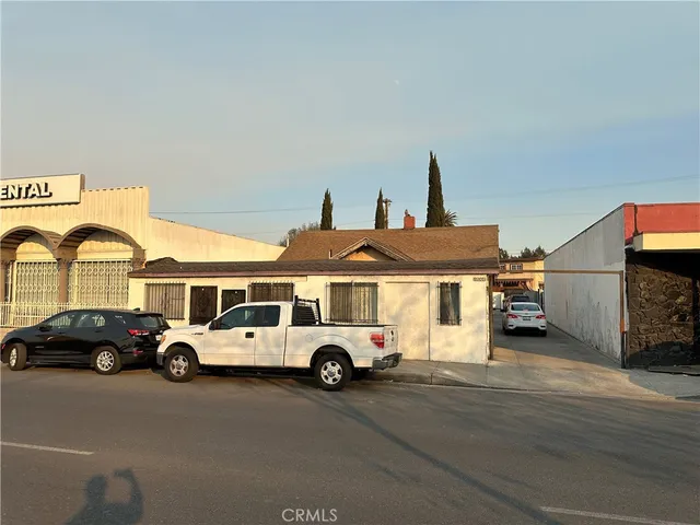 $999,900 | 12008 Long Beach Boulevard, Lynwood, CA 90262