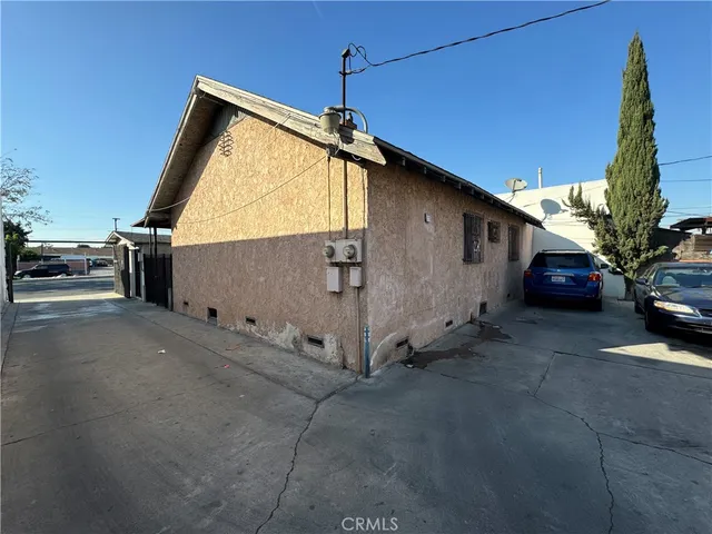 $999,900 | 12008 Long Beach Boulevard, Lynwood, CA 90262