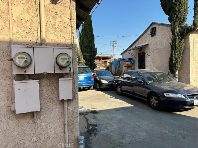 $999,900 | 12008 Long Beach Boulevard, Lynwood, CA 90262