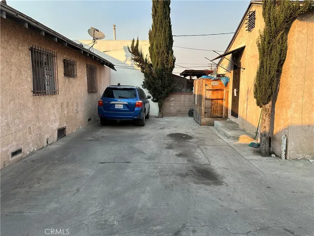 $999,900 | 12008 Long Beach Boulevard, Lynwood, CA 90262