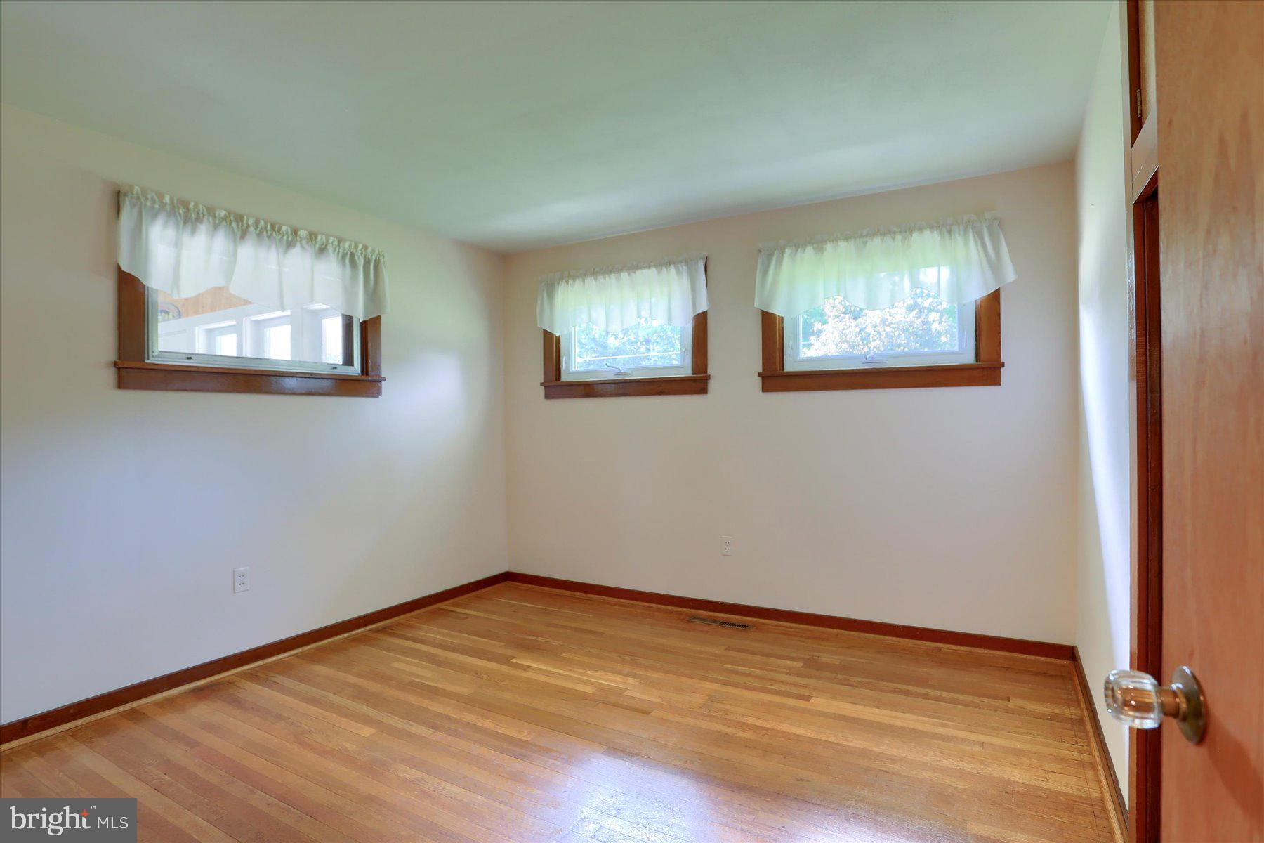 2378 Walnut Bottom Road Carlisle, PA 17015 - Photo 11 of 44 Gallery Image 11