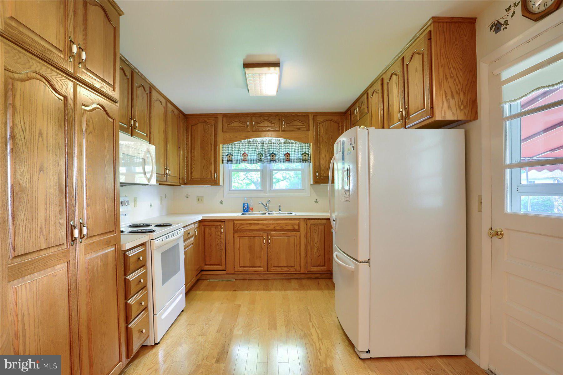 2378 Walnut Bottom Road Carlisle, PA 17015 - Photo 7 of 44 Gallery Image 7