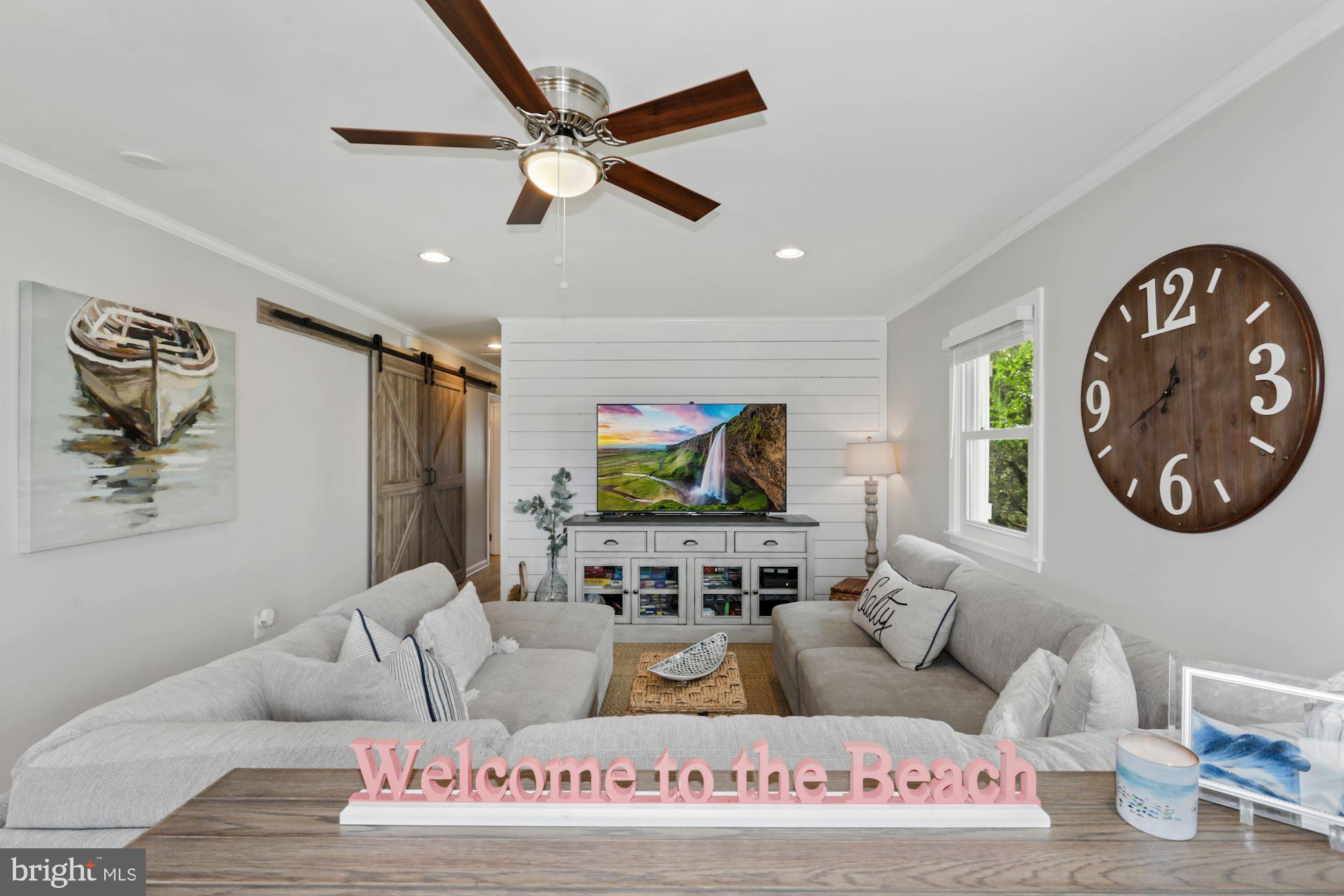 611 Twin Tree Road Ocean City, MD 21842 - Photo 5 of 57 Living Room Area
