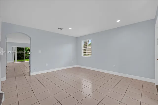 $3,075 | 3197 Southwest 128th Way, Unit 135, Miramar, FL 33027