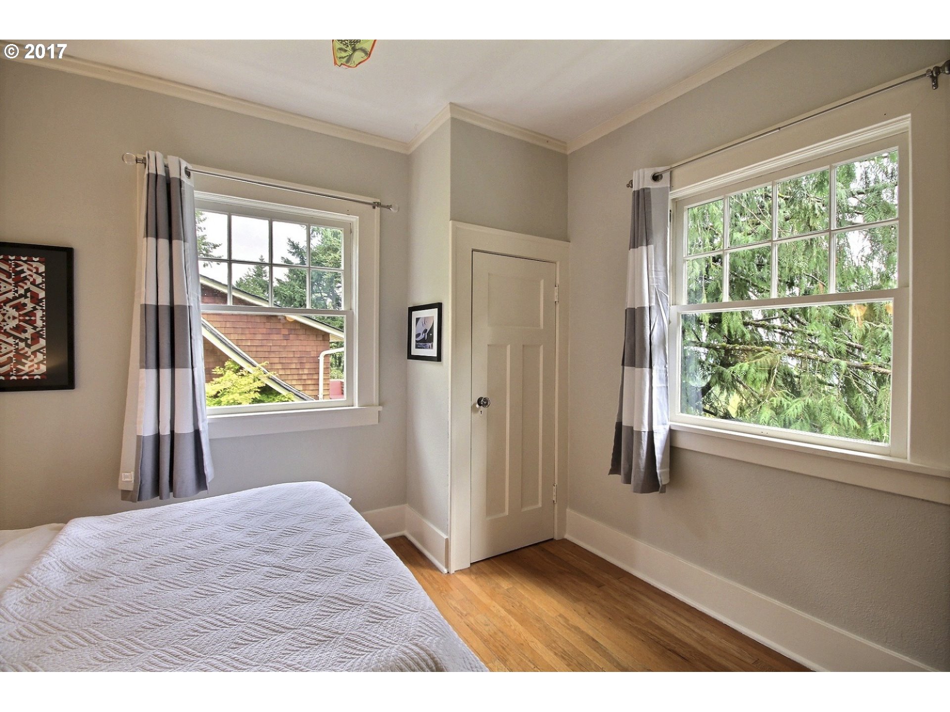 2674 Southwest Talbot Road Portland, OR 97201 - Photo 19 of 23