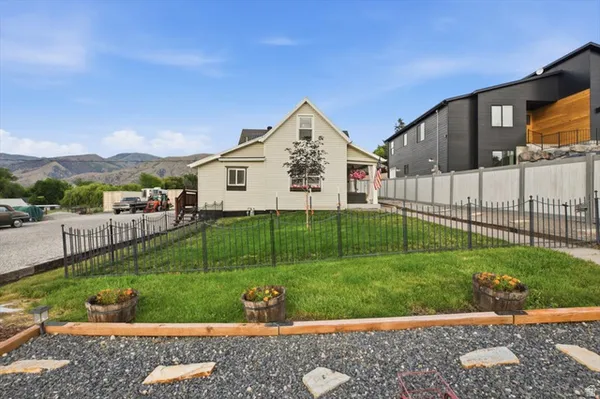 $415,000 | 30 North 300 East, Hyrum, UT 84319