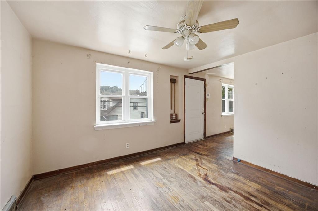 1391 Laketon Road Pittsburgh, PA 15221 - Photo 7 of 18