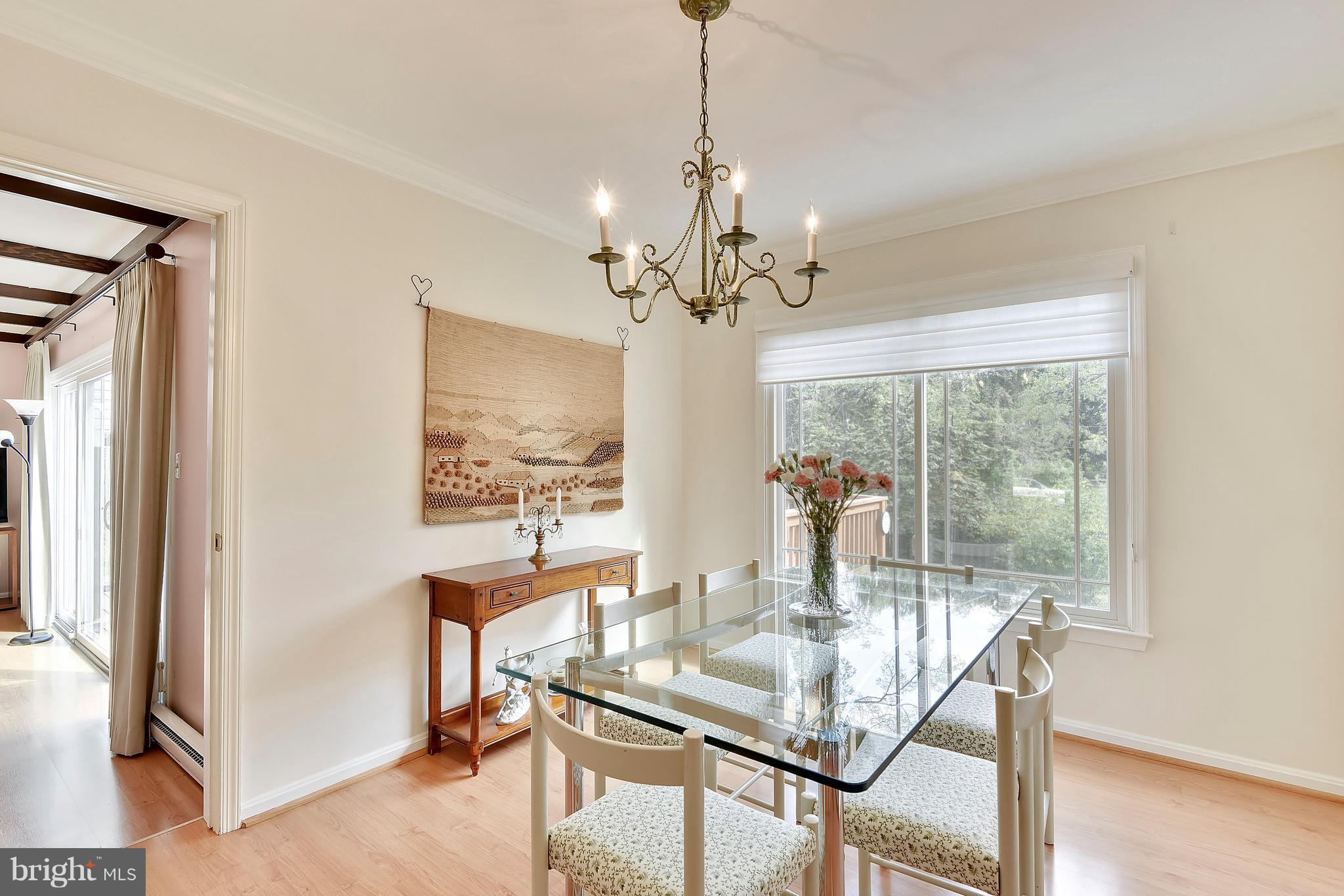 9 Treworthy Road Gaithersburg, MD 20878 - Photo 12 of 30 Dining Room view to Family Room