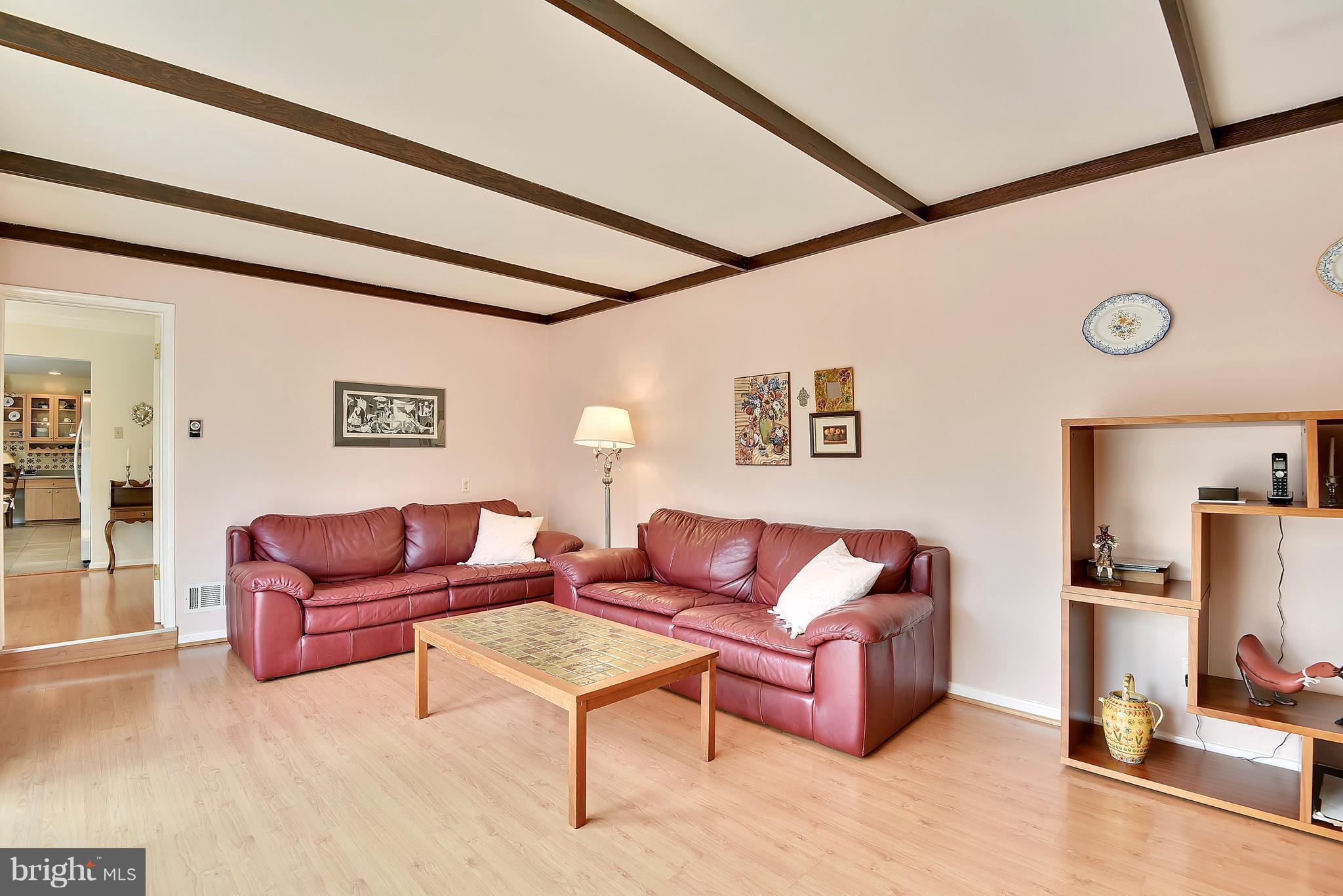9 Treworthy Road Gaithersburg, MD 20878 - Photo 13 of 30 Large Family Room for entertaining
