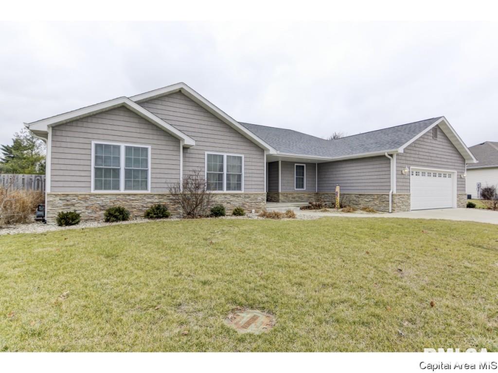 624 Burberry Lane Rochester, IL 62563 - Photo 1 of 36