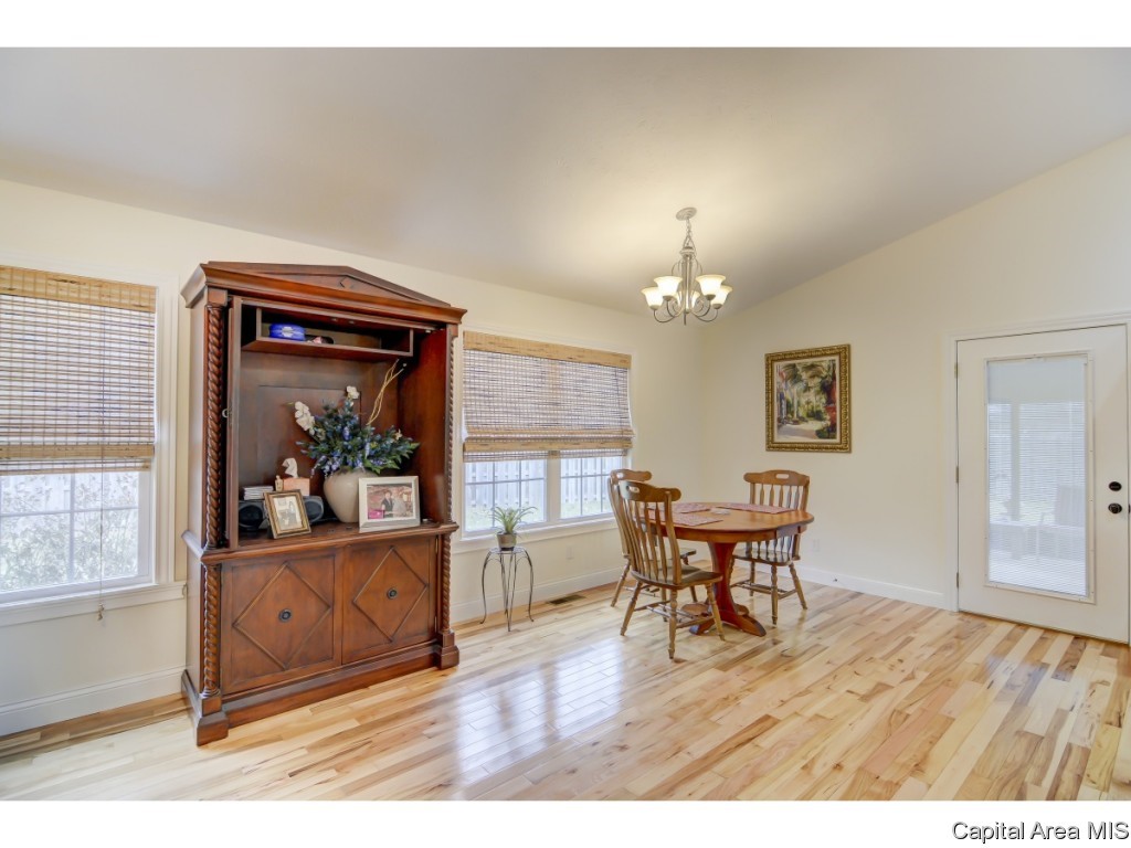624 Burberry Lane Rochester, IL 62563 - Photo 19 of 36