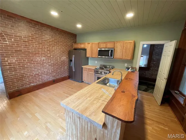 $350,000 | 229 East Main Street, Grafton, IL 62037